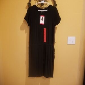 NWT 32* Cool Dress